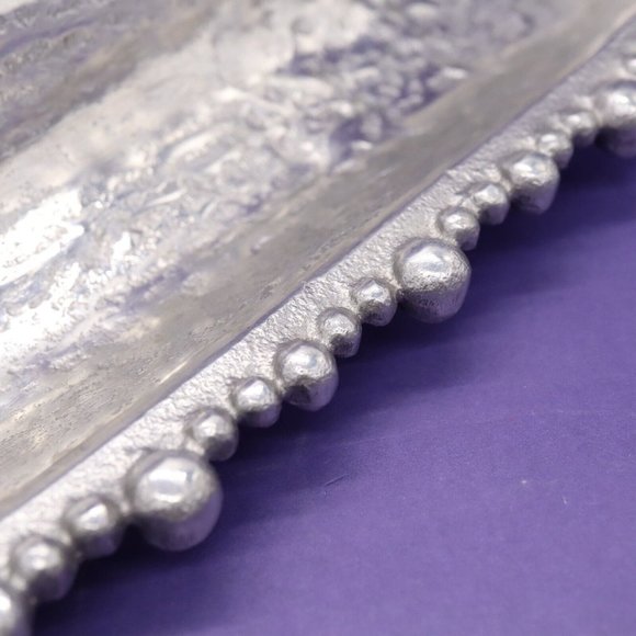 Fleur de Lis Long Cracker Tray by IHI India Silver Tone Cast Metal Hors D'Oeuvre - Picture 4 of 7